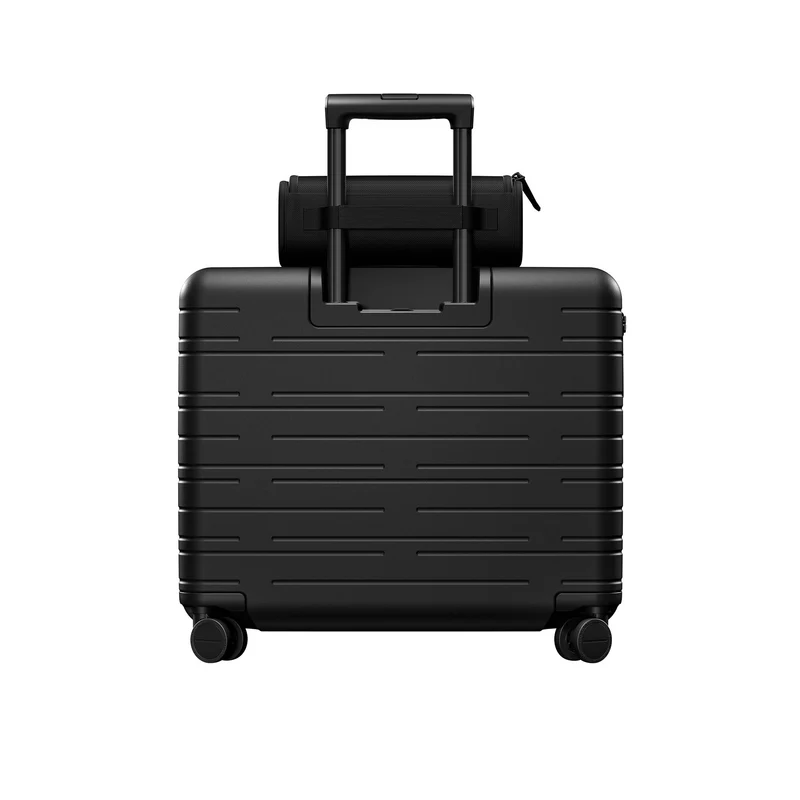 Pro Model ST – DJ Case / Black / Hard Shell / Case Only