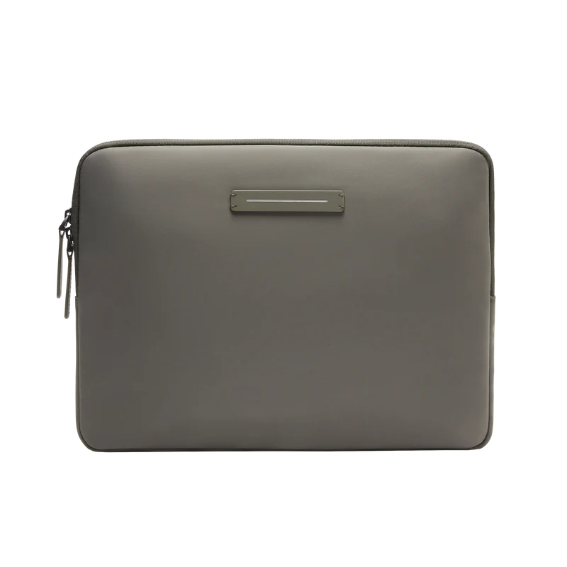 Gion Laptop Case 13" / Dark Olive / Recycled Nylon