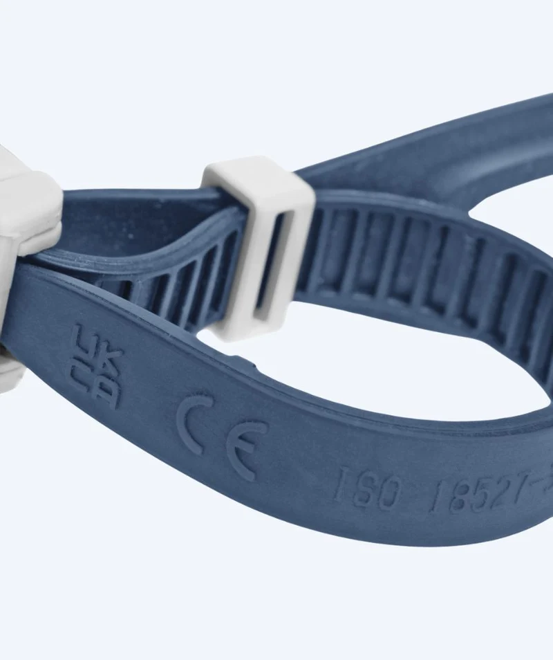 Arena Schwimmbrille für Freizeitschwimmer - The One Plus - Dunkelblau/Klar