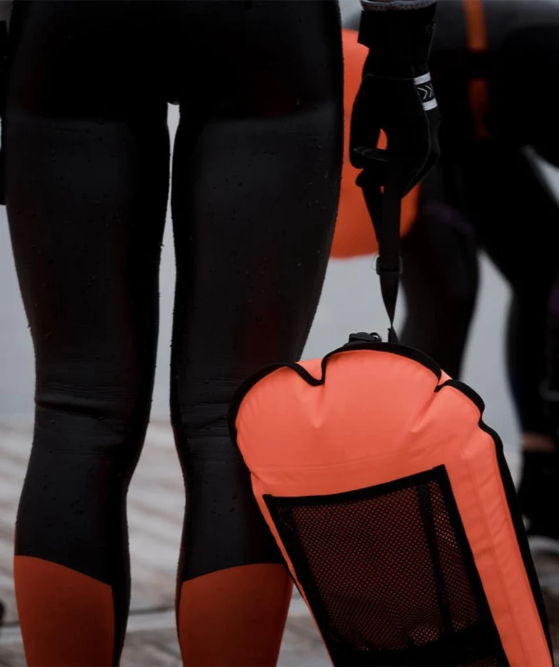 Watery Schwimmboje für Schwimmer - Pro 28L - Fluo Gelb