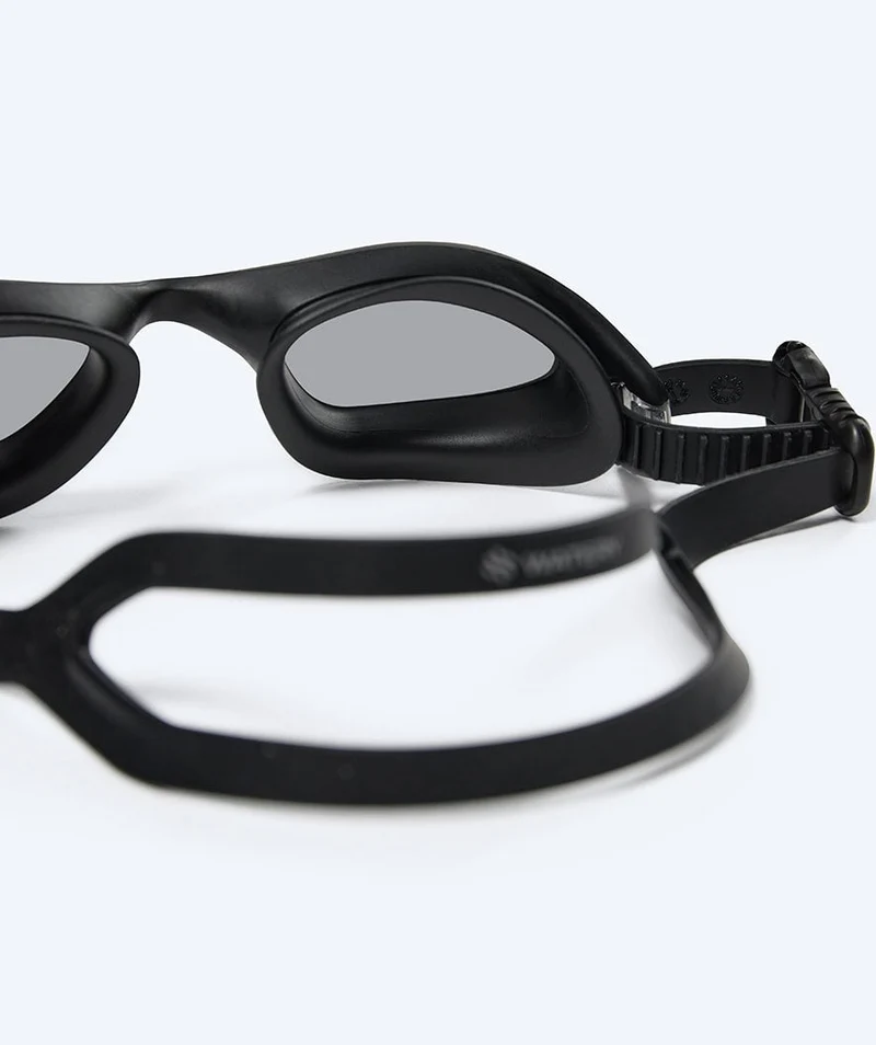 Watery Schwimmbrille für Freizeitschwimmer - Saunton - Schwarz/Klar