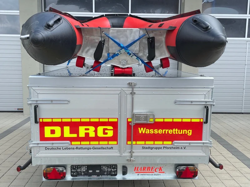 Geräteanhänger Wasserrettung - Typ Schwaben mit Boot