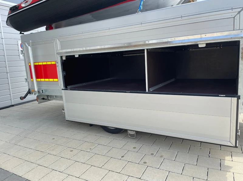 Geräteanhänger Wasserrettung - Typ Schwaben mit Boot