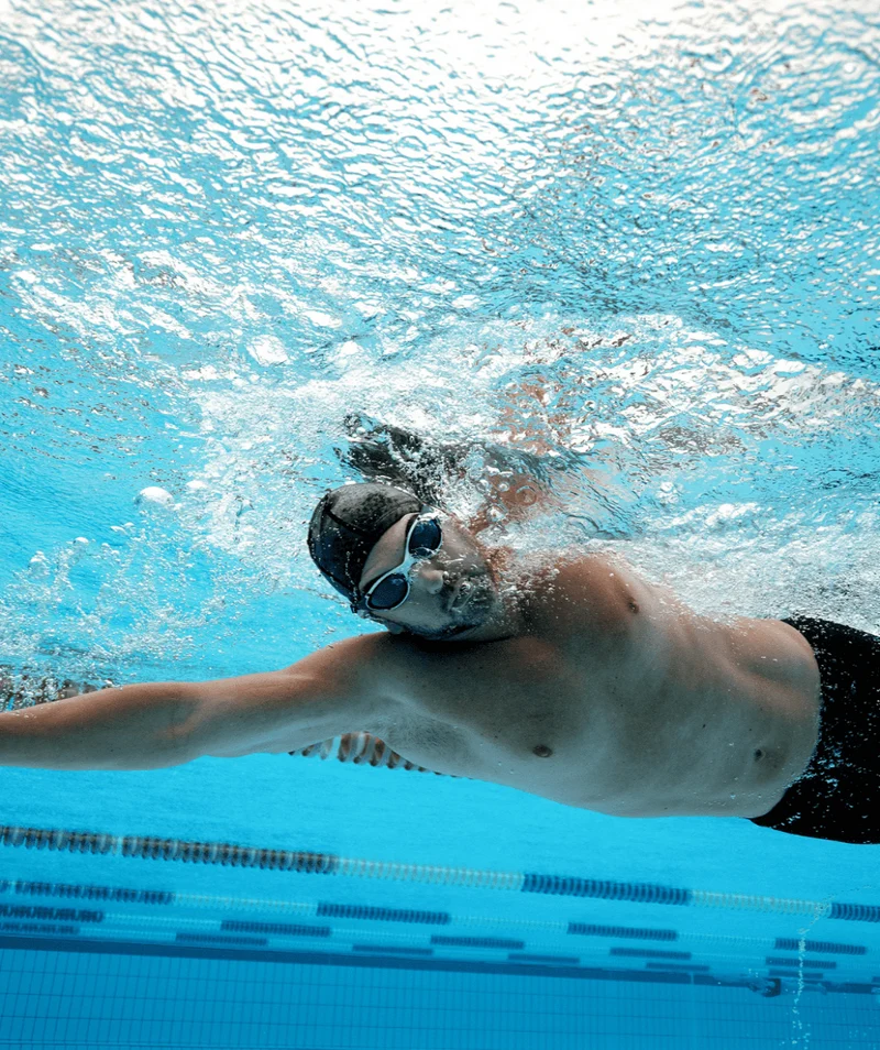 Speedo Schwimmbrille für Freizeitschwimmer - Biofuse 2.0 - Blau (Smoke Scheiben)