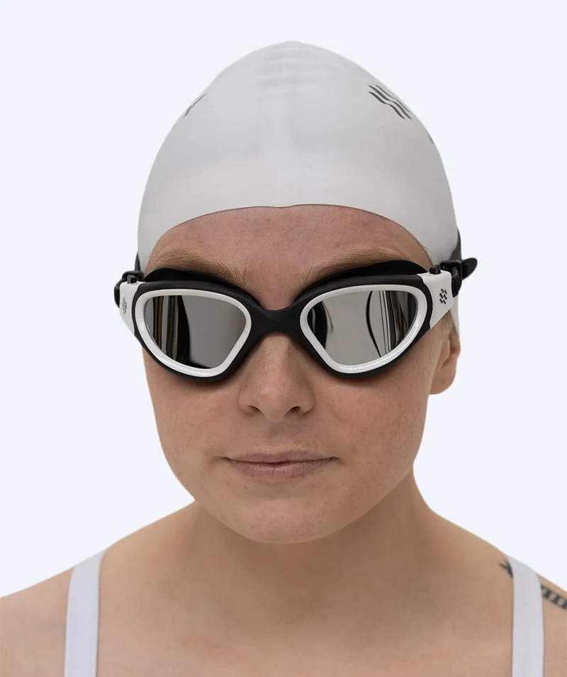 Watery Schwimmbrille für Freizeitschwimmer - Raven Mirror - Schwarz/Weiß