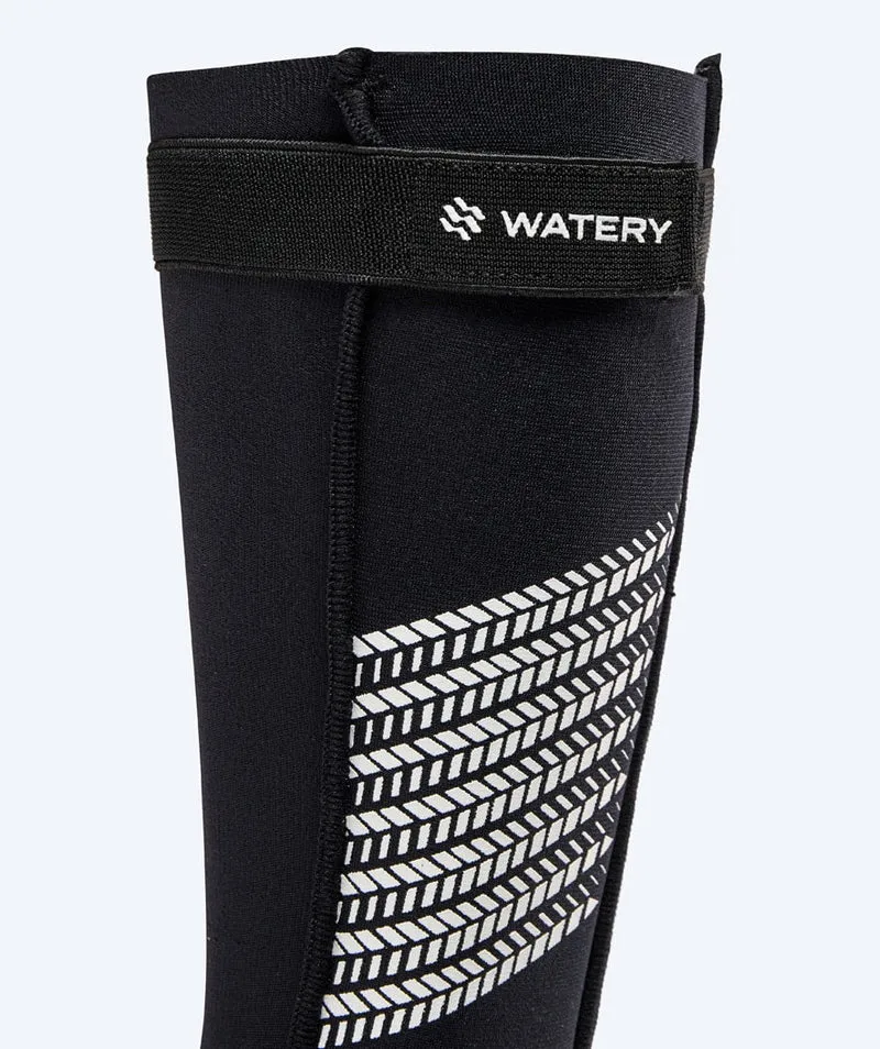 Watery Neoprensocken für Freiwasser - Calder Pro (2mm) - Schwarz