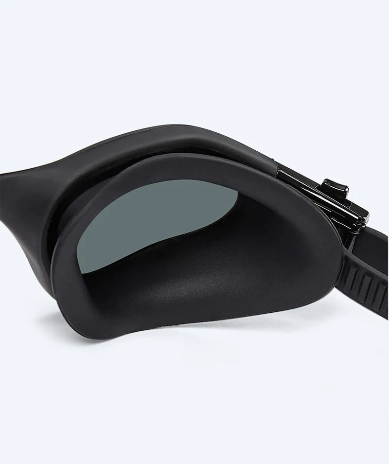 Watery Schwimmbrille für Freizeitschwimmer - Raven Mirror - Schwarz/Silber