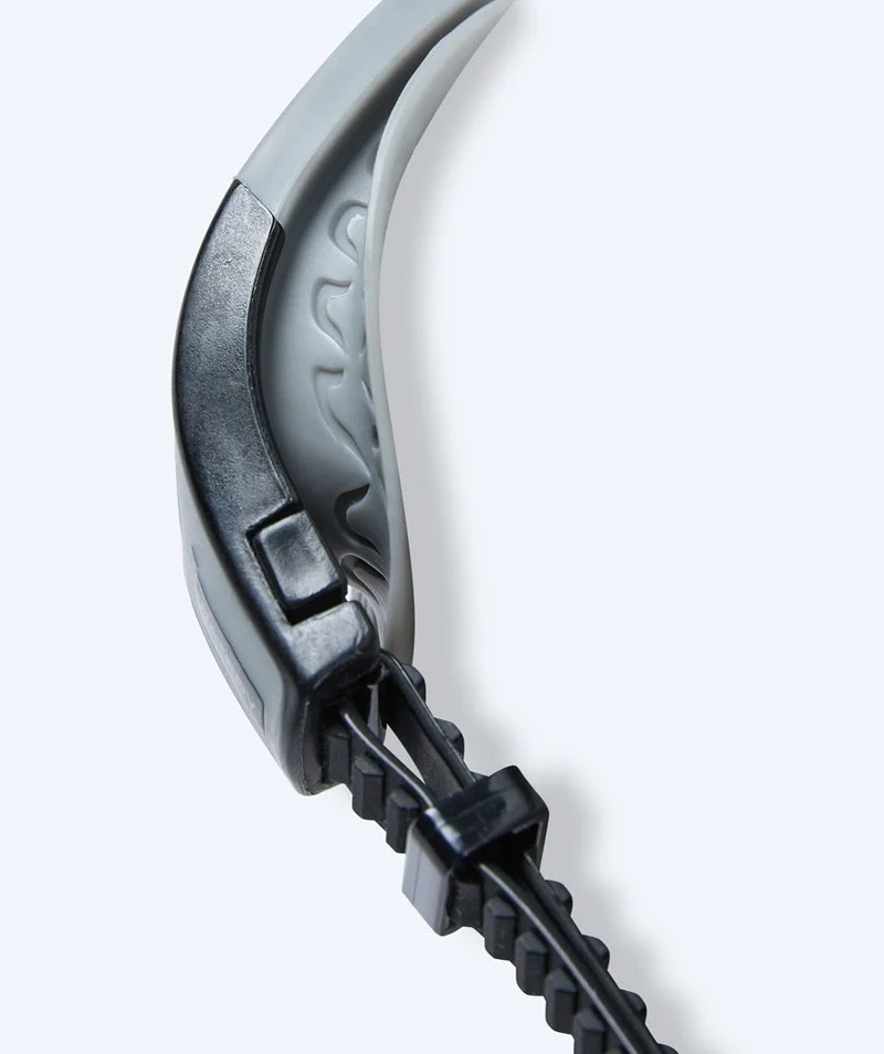 Watery Schwimmbrille für Freizeitschwimmer - Kelvin Active - Grau (Smoke Scheiben)