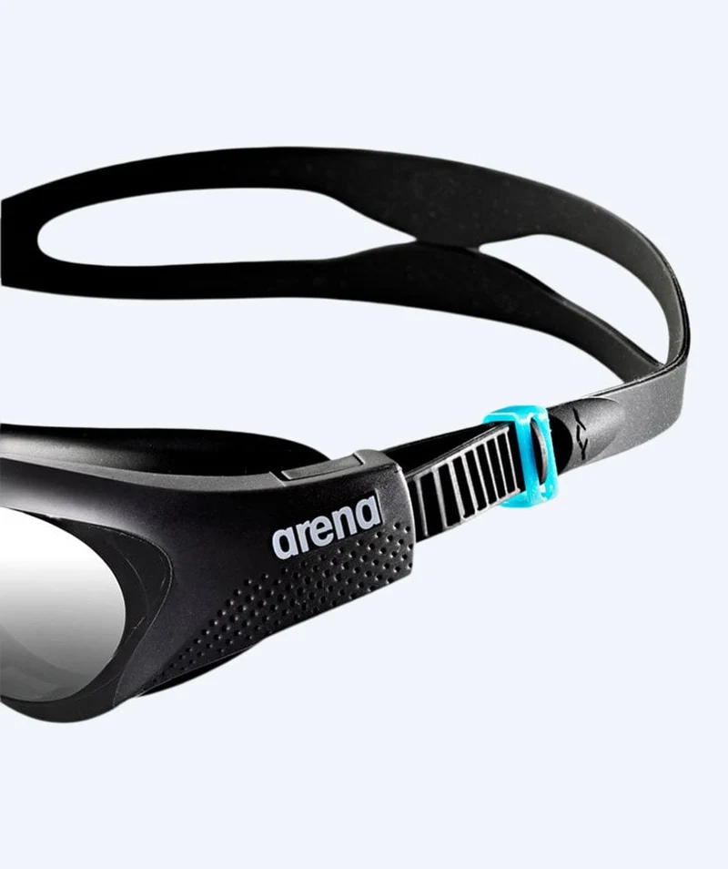 Arena Schwimmbrille für Freizeitschwimmer - The One - Grau/Schwarz (Smoke Scheiben)