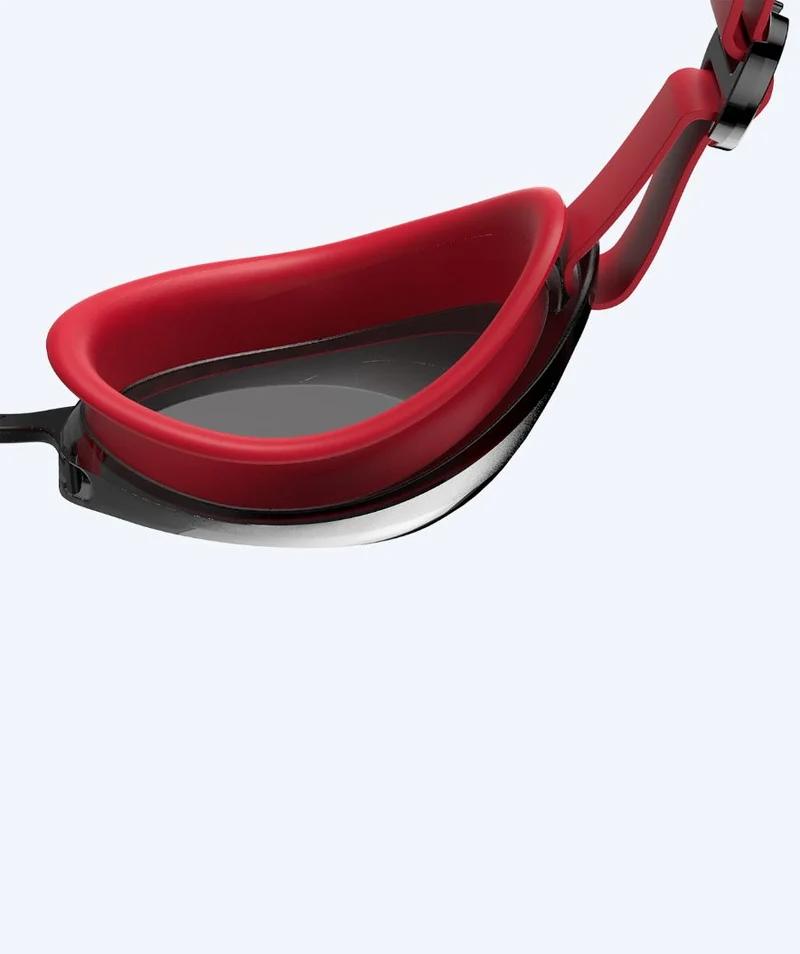 Speedo Schwimmbrille für Freizeitschwimmer - Jet 2.0 - Rot (Smoke Scheiben)