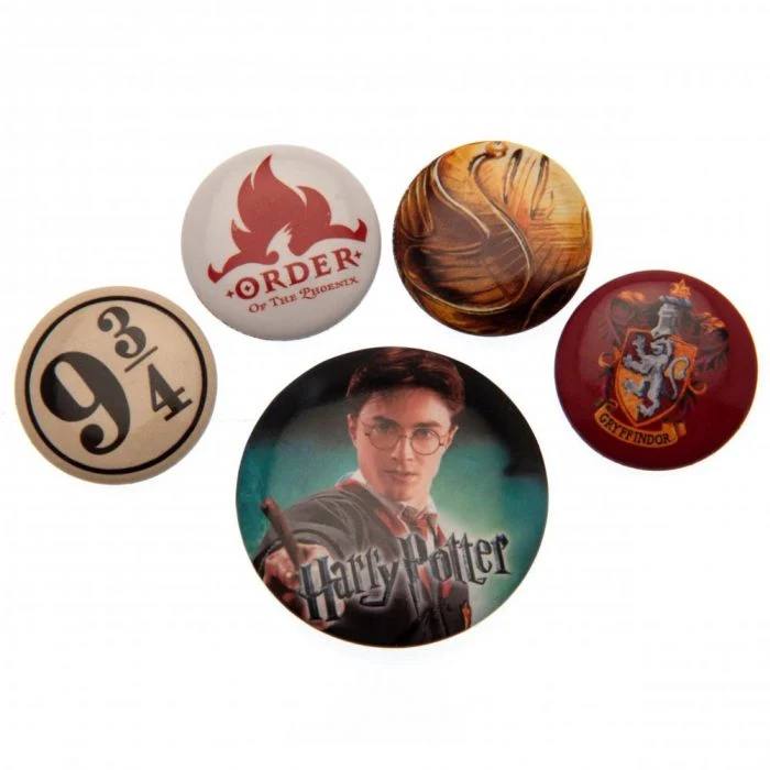 Stein der Weisen in der Neuausgabe + 1 original Harry Potter Button